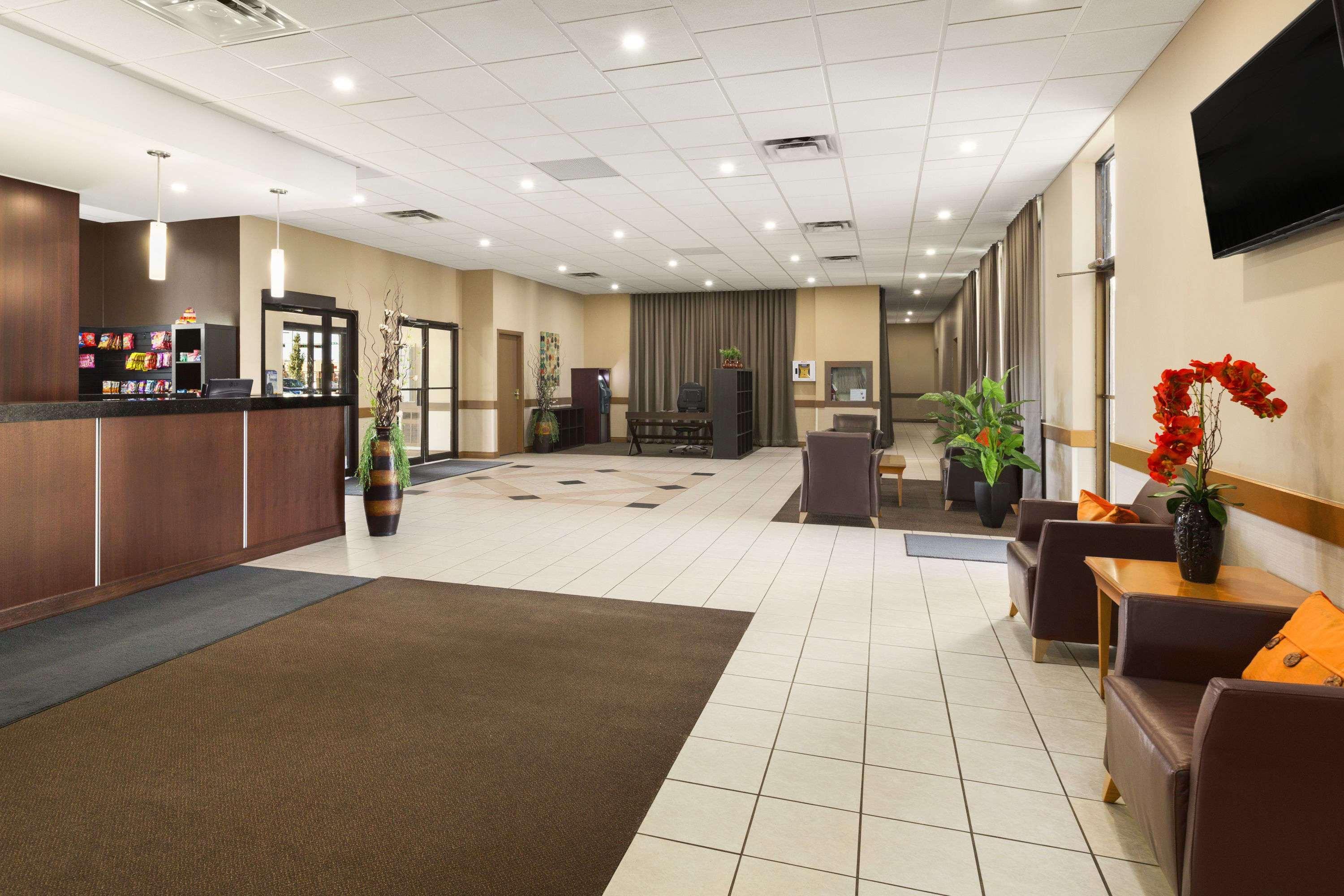 Travelodge By Wyndham Edmonton West Ngoại thất bức ảnh