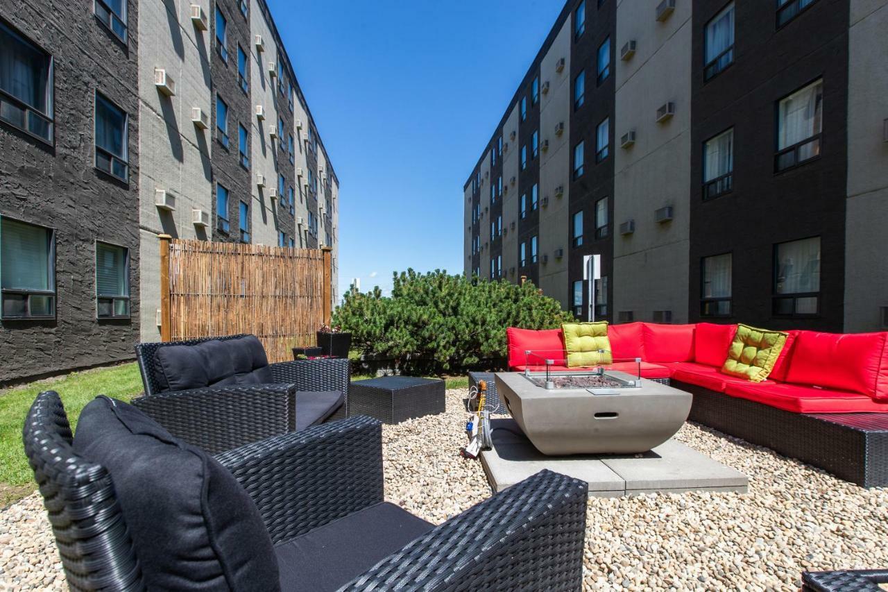 Travelodge By Wyndham Edmonton West Ngoại thất bức ảnh